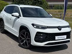 Used 2025 VW Tayron R-line SUV | £42,495 (Fair price)