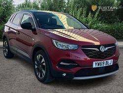 Red Used 2020 Vauxhall Grandland X SRi SUV | £11,399 (Fair price)