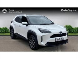 White Used 2021 Toyota Yaris Cross Design SUV | £18,844 (Fair price)