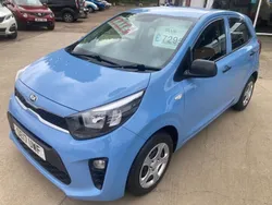 Blue Used 2017 Kia Picanto 2 Hatchback | £7,291 (Fair price)