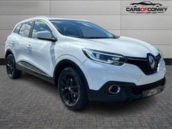 White Used 2015 Renault Kadjar Dynamique SUV | £10,995 (Fair price)