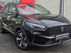 Black New 2024 MG ZS SE Sedan | £16,490 (Fair price)
