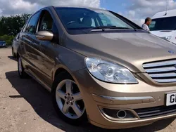 Gold Used 2008 Mercedes B200 SE MPV | £695 (Super price)