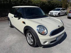 White Used 2007 Mini ONE Hatch Hatchback | £2,995 (Fair price)