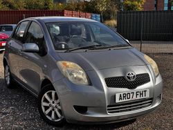Silver Used 2007 Toyota Yaris Hatchback | £1,695 (Good price)