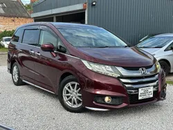 Red Used 2014 Honda Odyssey MPV | £12,995 (A bit pricey)