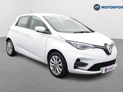 White Used 2021 Renault Rapid Iconic Hatchback | £10,049 (Fair price)