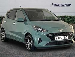 Green New 2025 Hyundai i10 Premium Hatchback | £17,499 (Fair price)