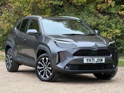 Grey Used 2021 Toyota Yaris Hybrid Design SUV | £18,781 (Super price)