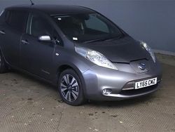 Grey Used 2015 Nissan Leaf Tekna Hatchback | £4,490 (Fair price)