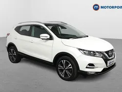 White Used 2021 Nissan Qashqai N-Connecta SUV | £16,749 (Good price)