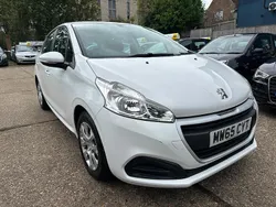 White Used 2015 Peugeot 208 Access Hatchback | £4,595 (Fair price)