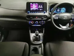 Used 2023 Hyundai Kona SE SUV | £13,216 (Fair price)