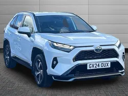 White Used 2024 Toyota RAV4 Hybrid Design SUV | £32,395 (Fair price)