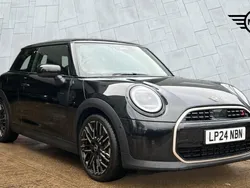 Black Used 2024 Mini Cooper S Hatch Hatchback | £24,799 (Fair price)