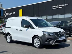 Solid mineral white New 2025 Renault Kangoo MPV | £14,990 (Good price)