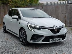 White Used 2022 Renault Clio V RS Line Hatchback | £15,998 (Fair price)