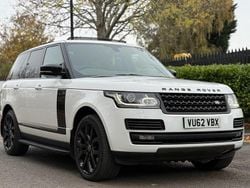 White Used 2013 Land Rover Range Rover Vogue SUV | £16,500 (Fair price)
