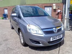 Silver Used 2010 Vauxhall Zafira Design Edition MPV | £1,995 (Fair price)