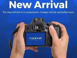 Blue Used 2021 Volvo XC40 Momentum SUV | £20,350 (Fair price)
