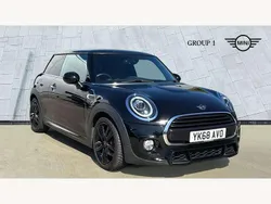 Black Used 2018 Mini Cooper Hatch Hatchback | £13,995 (Fair price)