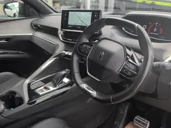 Celebes blue Used 2022 Peugeot 5008 GT MPV | £22,995 (Fair price)