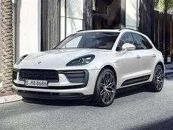 White Used 2022 Porsche Macan SUV | £54,995 (Expensive)