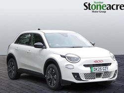 New 2025 Fiat 600E Red SUV | £20,497 (Fair price)