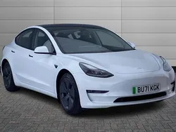 Pearl white Used 2021 Tesla Model 3 Long Range Sedan | £20,690 (Fair price)