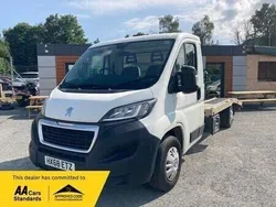 White Used 2018 Peugeot Boxer S Van | £8,995 (Fair price)