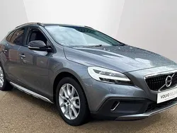 Used 2017 Volvo V40 CC Pro Estate | £10,999 (Fair price)