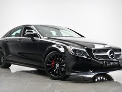 Black Used 2017 Mercedes CLS220 AMG line Coupe | £17,390 (Fair price)
