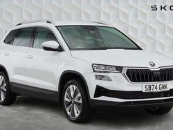 Moon white metallic Used 2025 Skoda Karoq SE L SUV | £26,500 (Fair price)