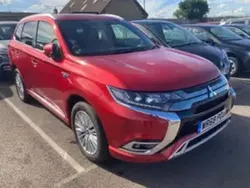 Red Used 2018 Mitsubishi Outlander SUV | £13,150 (Fair price)