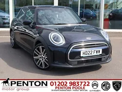 Blue/black Used 2022 Mini Cooper Exclusive Hatchback | £18,490 (Expensive)