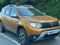 Orange Used 2018 Dacia Duster Prestige SUV | £9,390 (Fair price)