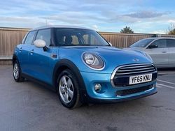 Blue Used 2015 Mini Cooper Hatch Hatchback | £9,250 (Good price)