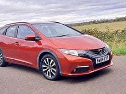 Metallic passion red Used 2014 Honda Civic SE Plus Estate | £6,493 (Fair price)