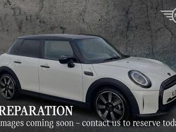 White Used 2023 Mini Cooper Exclusive Hatchback | £24,625 (Fair price)