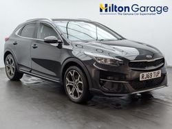 Black Used 2020 Kia XCeed SUV | £11,000 (Fair price)
