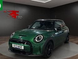 Used 2023 Mini Cooper Level 3 Hatchback | £15,400 (Fair price)