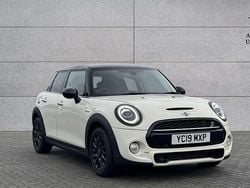 White Used 2019 Mini Cooper S Classic Hatchback | £17,799 (Good price)