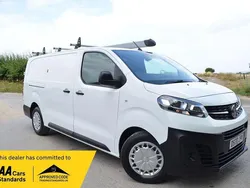 White Used 2020 Vauxhall Vivaro S Van | £8,890 (Good price)