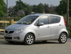 Silver Used 2010 Vauxhall Agila Design Edition Hatchback | £3,395 (Fair price)