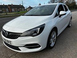 White Used 2021 Vauxhall Astra SRi Hatchback | £8,995 (Good price)