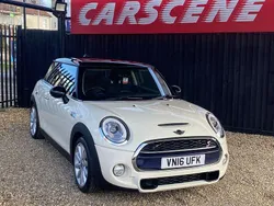 White Used 2016 Mini Cooper S Hatch Hatchback | £9,299 (Fair price)