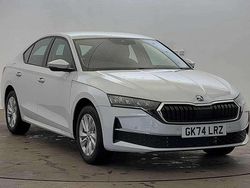 Moon white metallic New 2024 Skoda Octavia SE Technology Hatchback | £20,800 (Good price)