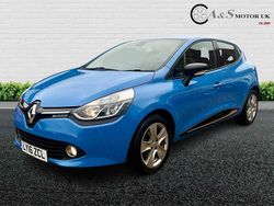 Blue Used 2016 Renault Clio IV Dynamique Hatchback | £5,995 (Fair price)