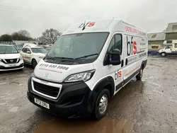 White Used 2021 Peugeot Boxer Van | £4,148 (Good price)