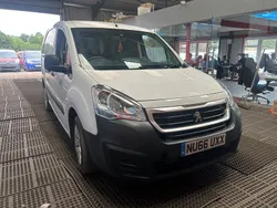 White Used 2016 Peugeot Partner S MPV | £2,735 (Good price)
